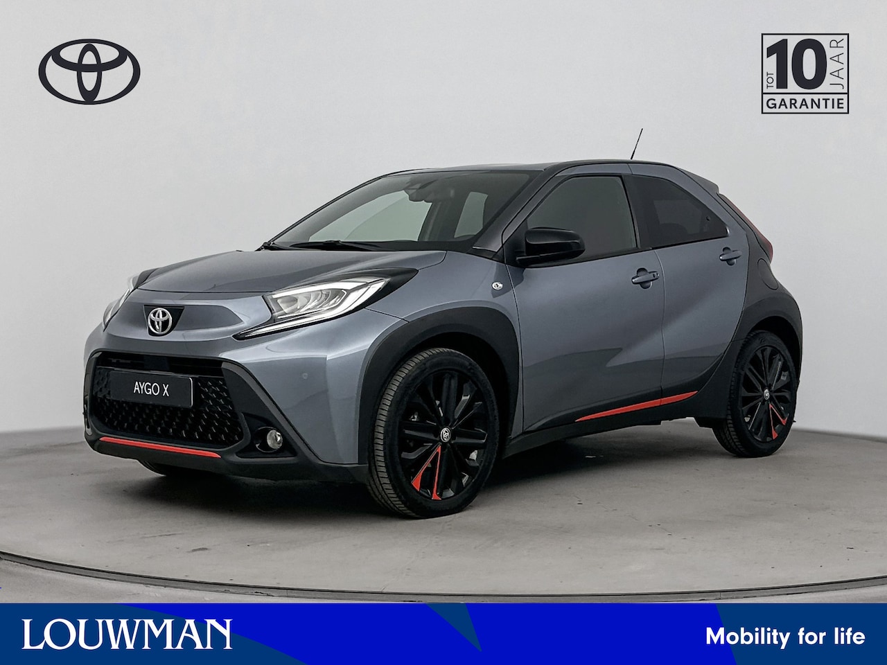 Toyota Aygo X - 1.0 VVT-i S-CVT Premium | laadplaat | 18 inch velgen |Rode accenten | - AutoWereld.nl