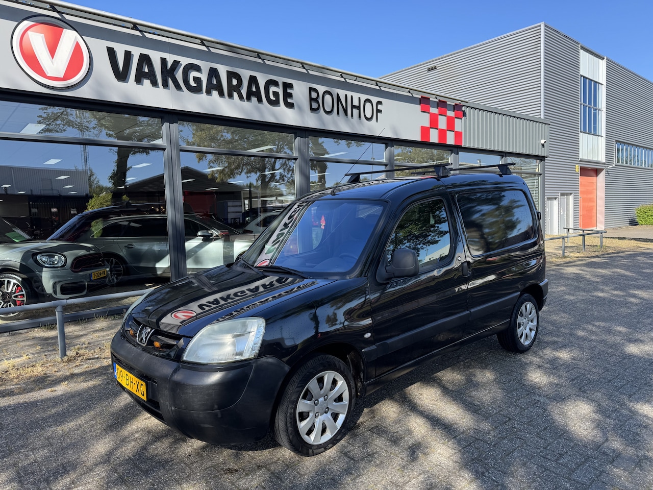 Peugeot Partner - 170C 1.4 Avantage MARGE-AIRCO-GRIJSKENTEKENBENZINE - AutoWereld.nl