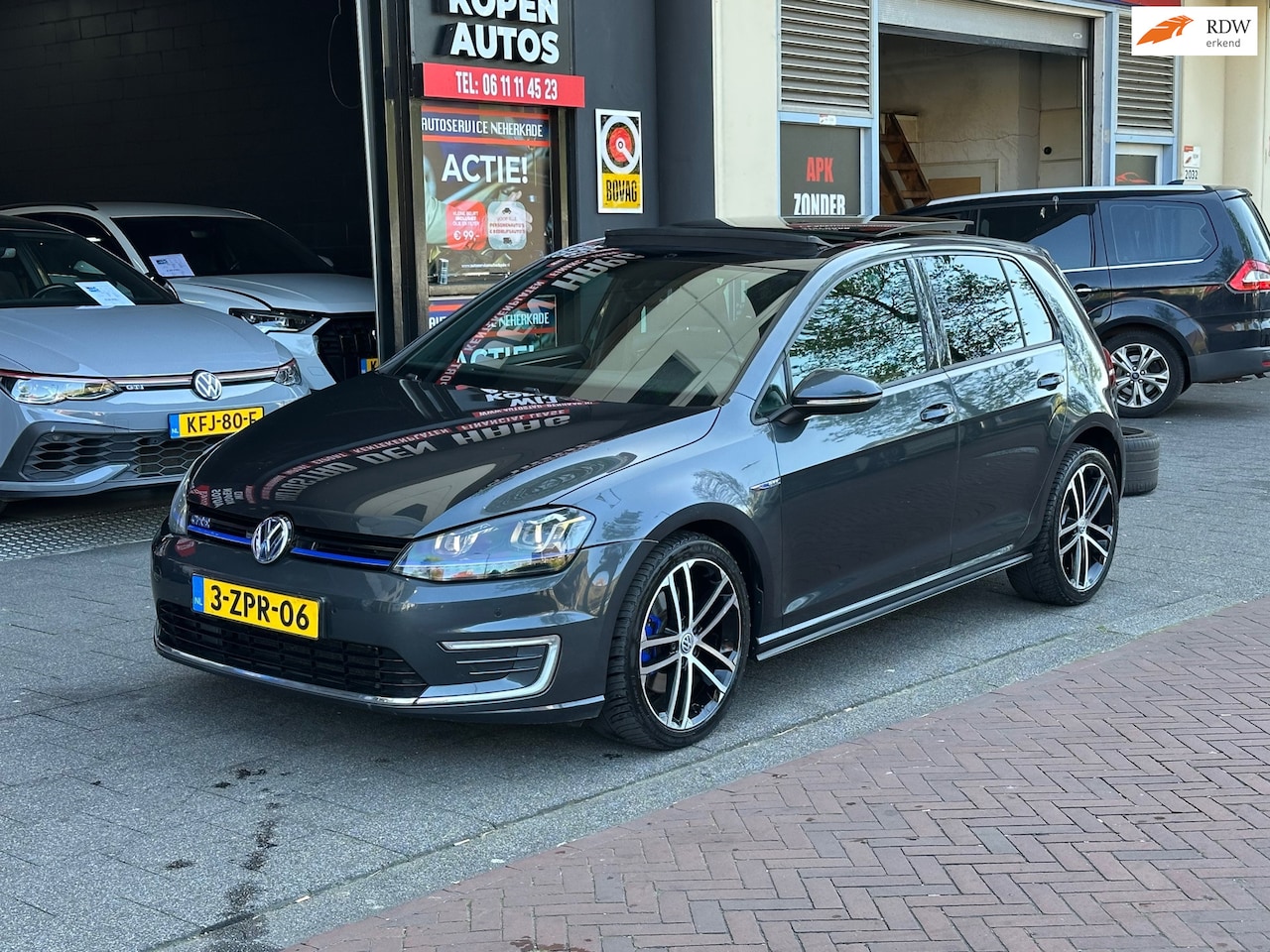 Volkswagen Golf - 1.4 TSI GTE Aut Navi Camera Pano - AutoWereld.nl