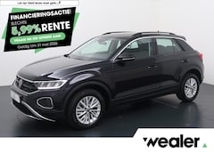 Volkswagen T-Roc - 1.5 TSI Life | 150 PK | Automaat | Adaptive cruise control | Navigatiesysteem | Dodehoek d