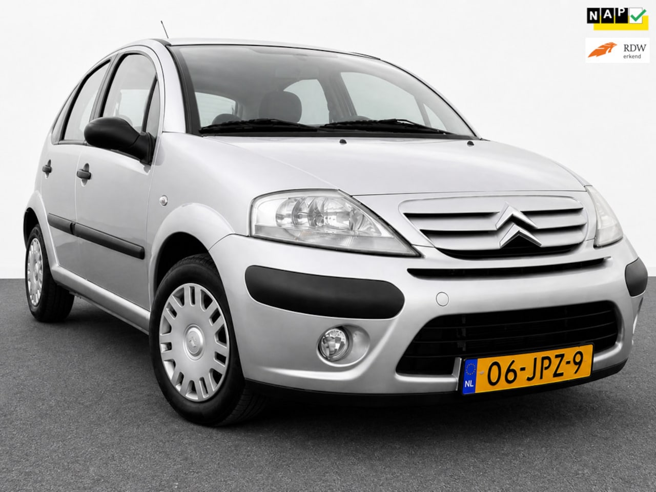 Citroën C3 - 1.4i Ligne Prestige| Dealer onderhouden | 2e eigenaar | NAP | Airco - AutoWereld.nl