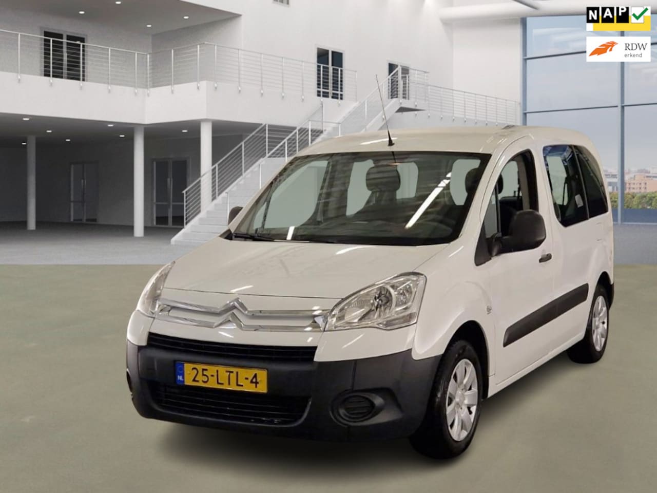 Citroën Berlingo - 1.6-16V Cinqspace 1.6-16V Cinqspace - AutoWereld.nl