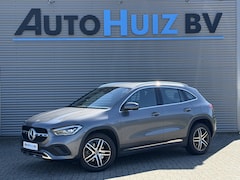 Mercedes-Benz GLA-Klasse - 250 e Progressive LED Wegklapbare trekhaak Stoelverwarming Achteruitrijcamera