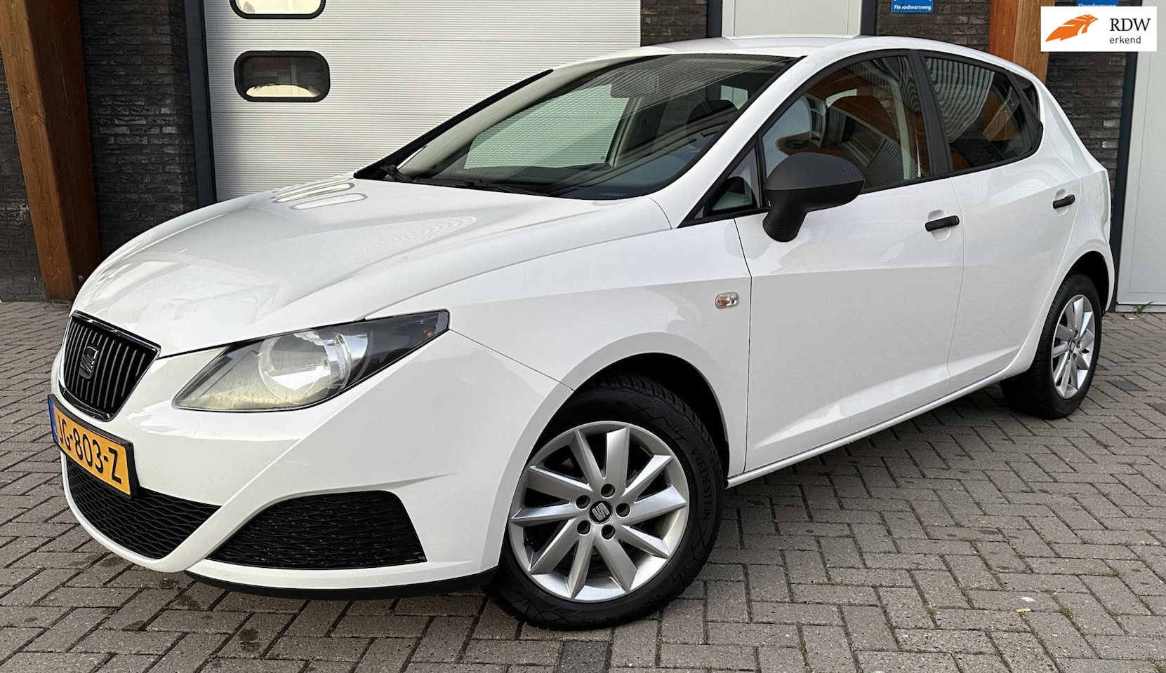 SEAT Ibiza - 1.2 Beat AIRCO/5DEURS/ELEC.RAMEN/AUX/NW APK - AutoWereld.nl