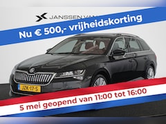 Skoda Superb - 1.4 TSI iV Business Edition Pano Stuur-Stoelverwarming 360 Camera 19"