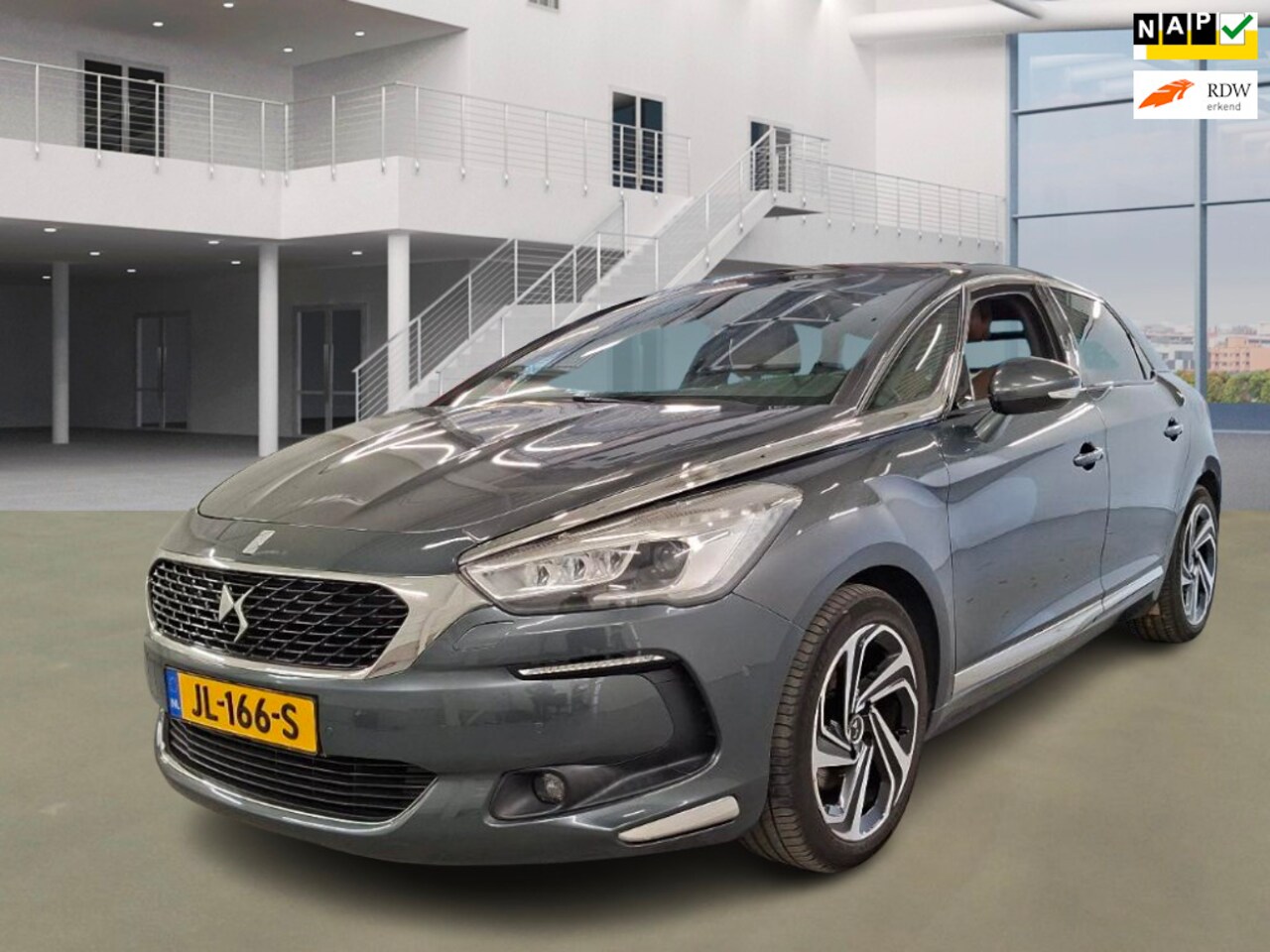 DS 5 - 1.6 THP Chic 1.6 THP Chic - AutoWereld.nl