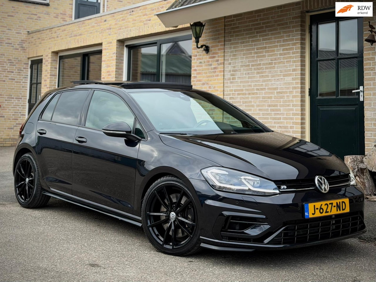 Volkswagen Golf - 7.5 2.0 TSI 4Motion R|PANO|KEYLESS|VIRTUAL - AutoWereld.nl