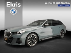 BMW 5-serie Touring - 540d xDrive | M-Sportpakket | LED | HUD | Schuifdak | Active cruise | Elektr. zetels | DAB