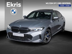 BMW 3-serie - Sedan 320i Sedan M Sportpakket / Adaptive LED / Stoelverwarming / Glazen panoramadak