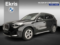 BMW iX1 - eDrive20 Pure Edition / Driving assist / Trekhaak / Premium Pack / X-Line / Alu 18 inch