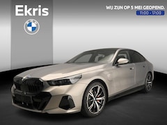 BMW 5-serie - 530e M Sport Edition | M Sportpakket Pro | Innovation Pack | Travel Pack | Panoramadak