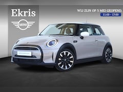 MINI Cooper - 1.5 Camden Go Edition Achteruitrijcamera / Cruise Control / Navigatie / Getint Glas / Spor