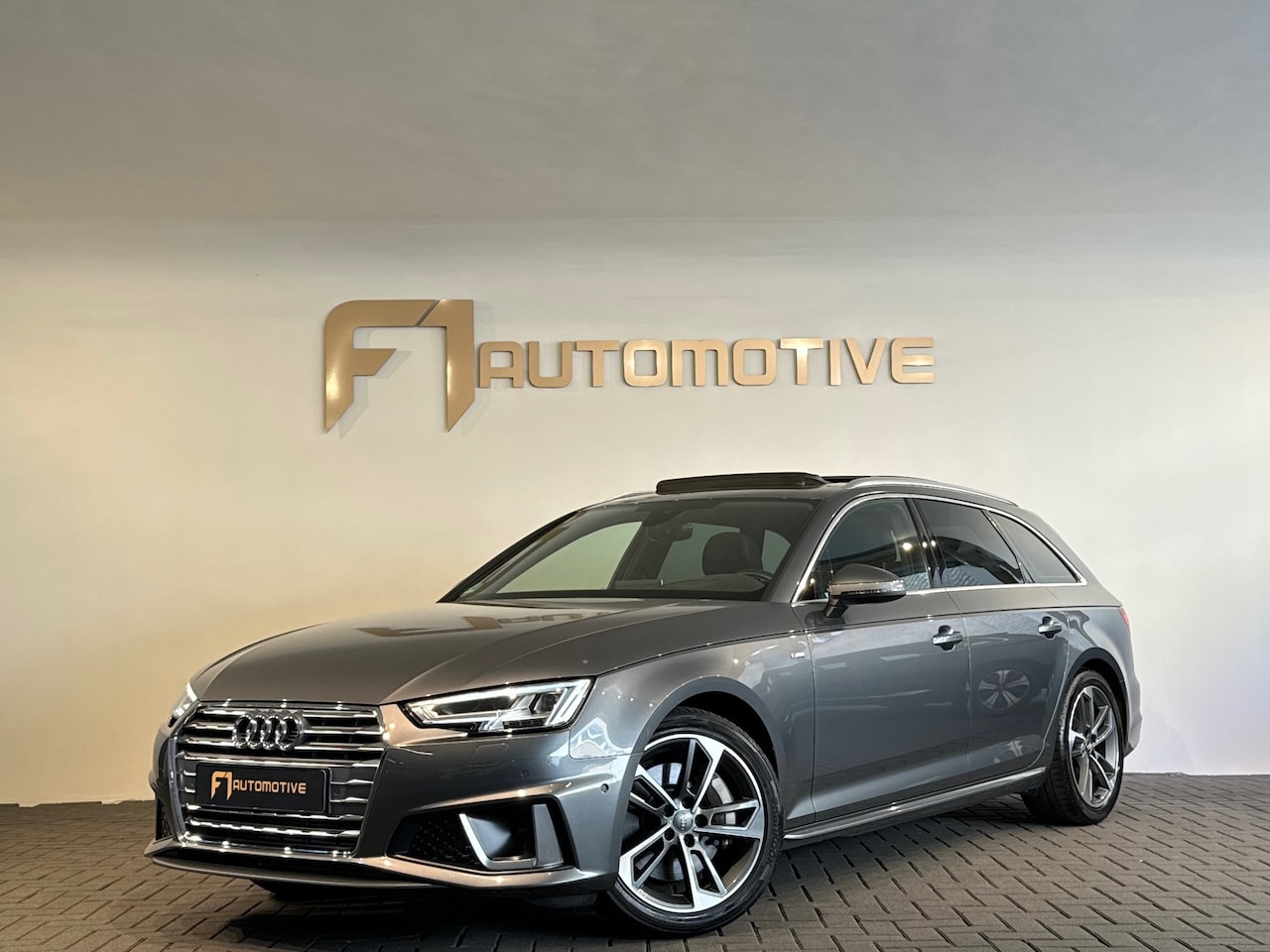 Audi A4 Avant - 40 TFSI Pro Line Plus Pano|Keyless|HuD|Trekhaak - AutoWereld.nl