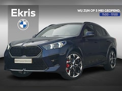 BMW X2 - sDrive20i M Sportpakket Pro 20'' / Panoramadak / Head-Up Display / Harman Kardon / Trekhaa