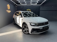 Volkswagen Tiguan Allspace - 1.4 TSI Highline Business R Pano-ACC-KEYLESS-TREKHAAK