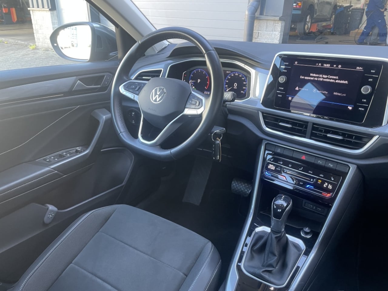 Volkswagen T-Roc - 1.5 TSI Style Trekhaak*RIJKLAARPRIJS*