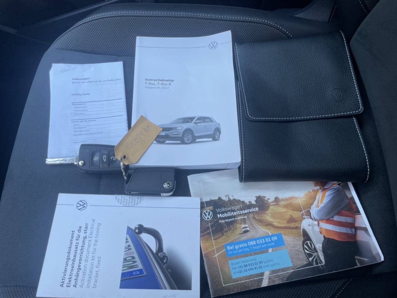 Volkswagen T-Roc - 1.5 TSI Style Trekhaak*RIJKLAARPRIJS*