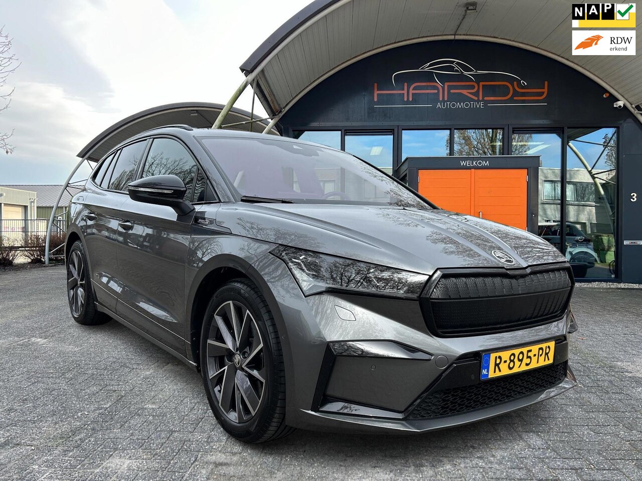 Skoda Enyaq iV - 80 Limited Edition Sportline 96% SOH Trekhaak 1e EIG NL-Auto Rijklaarprijs! - AutoWereld.nl