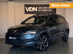 Skoda Karoq - 1.5 TSI ACT Sportline Business DSG Pano Virtual ACC Stoelverw 19''