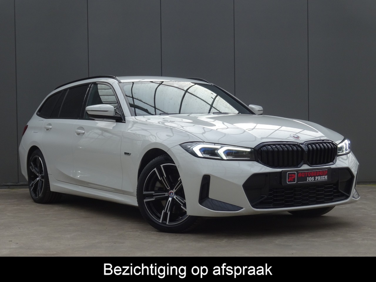 BMW 3-serie Touring - 330e * M-PAKKET * FACELIFT !! - AutoWereld.nl