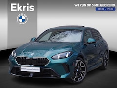 BMW 1-serie - 120 M Sportpakket Pro | Stuurwielrand verwarmd | Iconic Glow nierengrille | Harman-Kardon