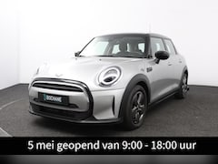 MINI Cooper - 1.5 Classic | Navigatie | Climate Control | PDC |
