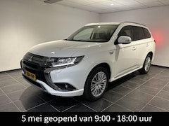 Mitsubishi Outlander - 2.4 PHEV Pure+ | Apple Carplay/Android Auto | Trekhaak | Achteruitrijcamera |