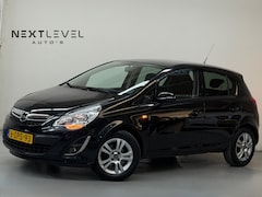 Opel Corsa - 1.4-16V Design Edition VOLAUTOMAAT Lage KM