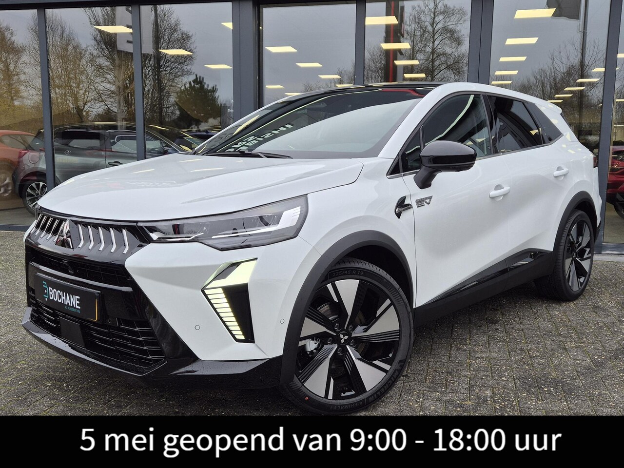 Mitsubishi Grandis - 1.8 HEV Instyle | DEMO | Solarbay Panoramadak | Harman / Kardon | Stoel + stuurverwarming - AutoWereld.nl