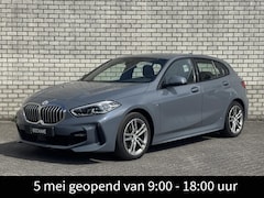 BMW 1-serie - 118i Business Edition | Apple CarPlay / Android Auto | Achteruitrijcamara | M pakket |