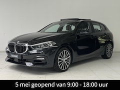 BMW 1-serie - 118i Executive Edition | Panoramadak | Navigatie | Parkeersensoren V+A | Apple CarPlay / A