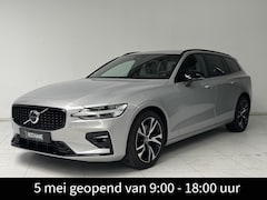 Volvo V60 - 2.0 B3 Plus Dark | Trekhaak | Harman / Kardon | 360° Camera | Stoelverwarming |