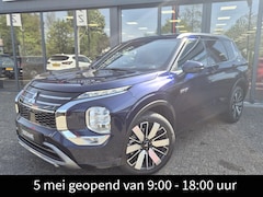 Mitsubishi Outlander - 2.4 PHEV Instyle | Nieuw Model '26 | DEMO | Stoelventilatie | Panoramadak | Yamaha Audio |