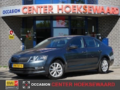 Skoda Octavia - 5D 1.0 TSI 115pk Greentech DSG Ambition Business | Dab+ | Camera | Automaat |