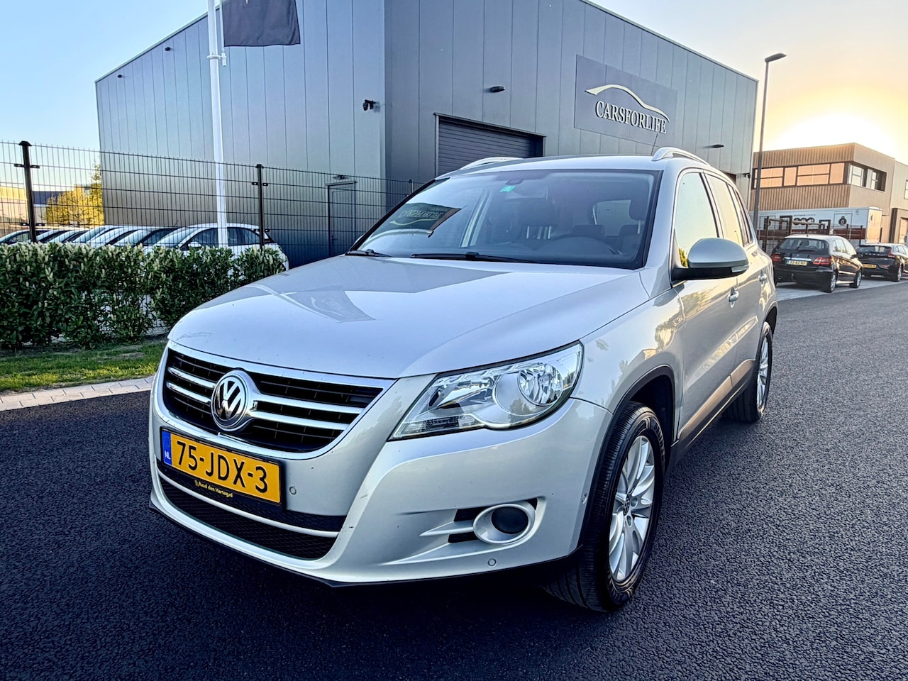 Volkswagen Tiguan - 1.4 TSI (Sport & Style) 4-Motion - AutoWereld.nl