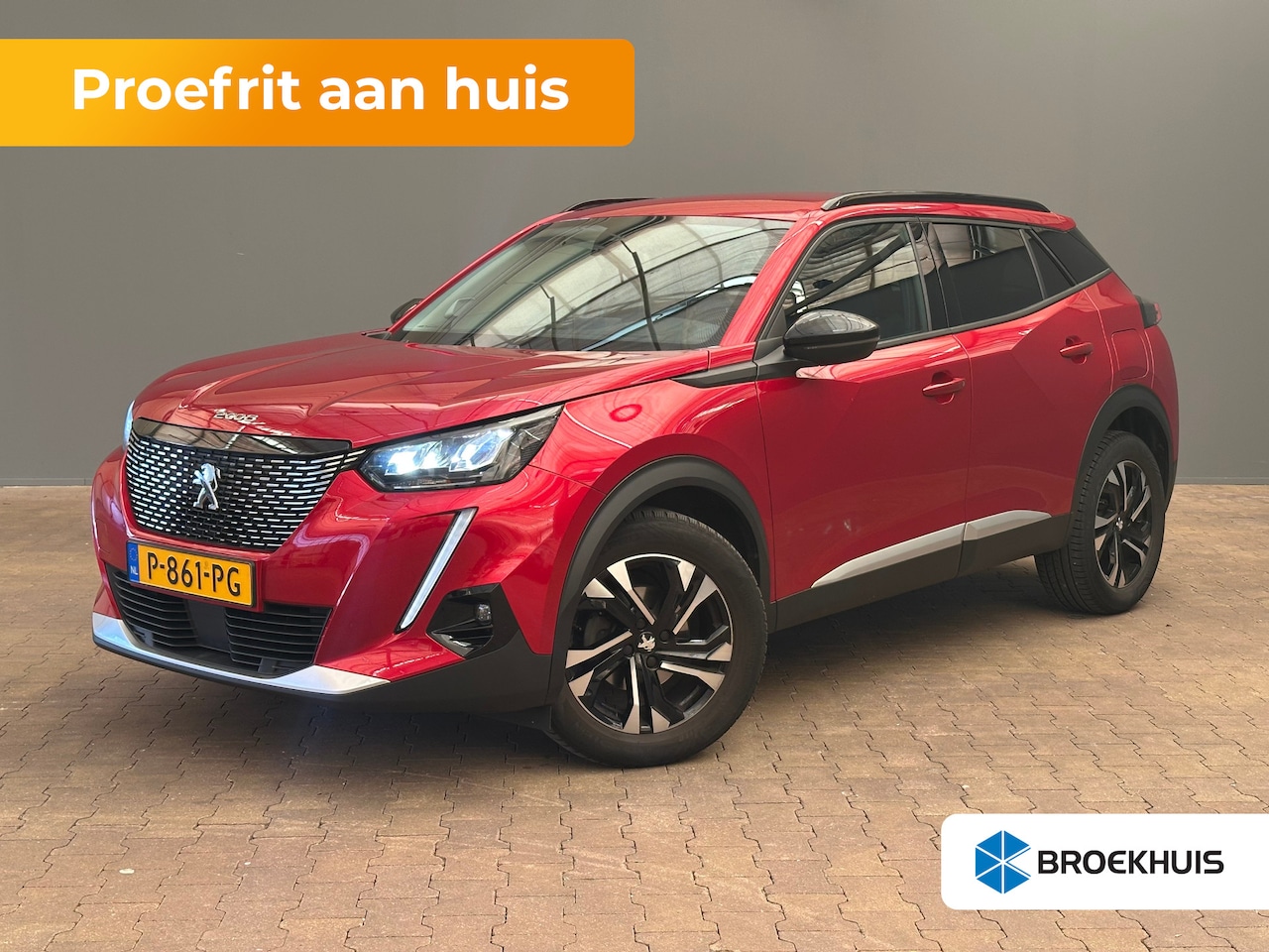 Peugeot 2008 - 1.2 PureTech Allure Pack Stoelverwarming | Carplay | Keyless | 17" Lichtmetaal | Carplay | - AutoWereld.nl