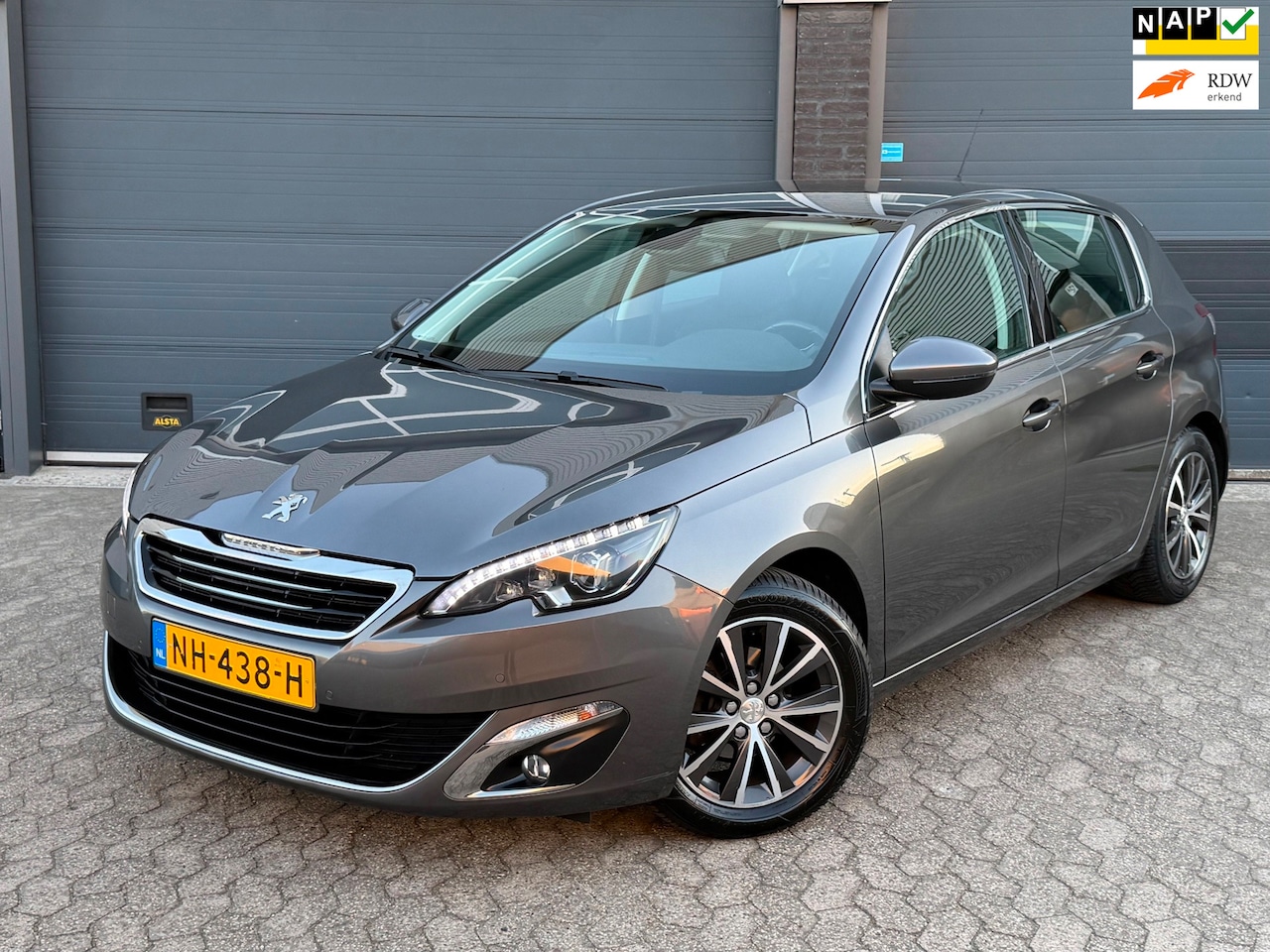 Peugeot 308 - 1.2 PureTech Allure|CAMERA|NAVI|CRUISE|CLIMA|APK - AutoWereld.nl