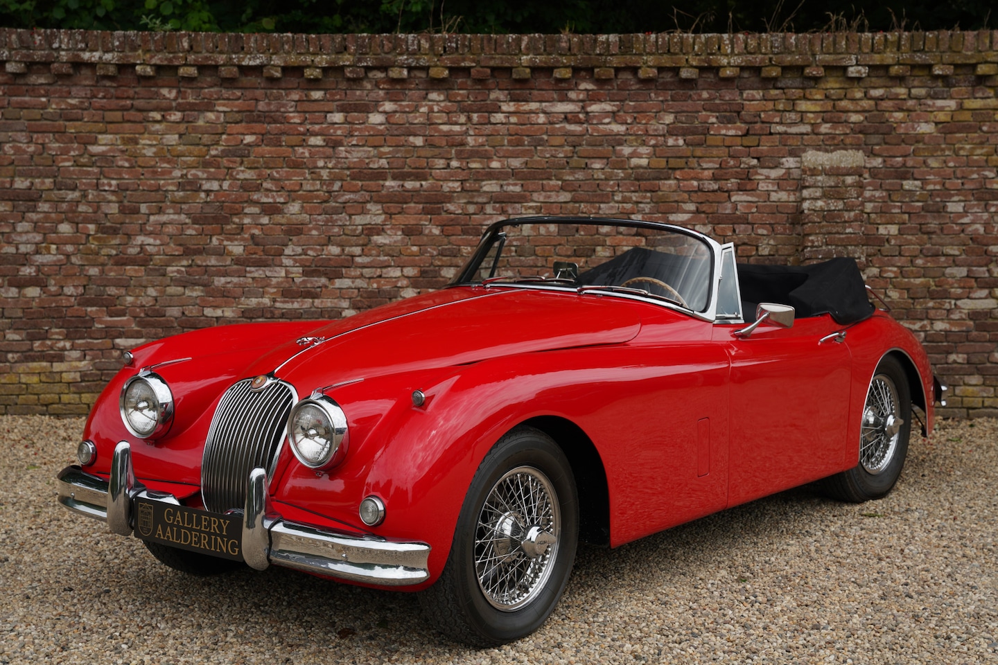 Jaguar XK - XK150 Drophead Coupe "Overdrive - Matching Numbers" A "Matching Numbers" XK150, Equipped w - AutoWereld.nl