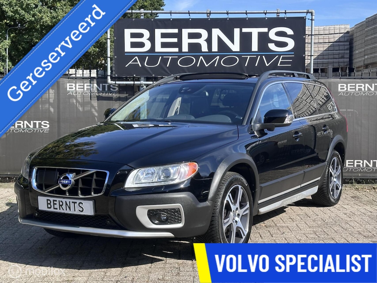 Volvo XC70 - 3.0 T6|Adaptive Cruise control|BLIS|Trekhaakafneembaar|Schuifdak|Stoelverwarming - AutoWereld.nl