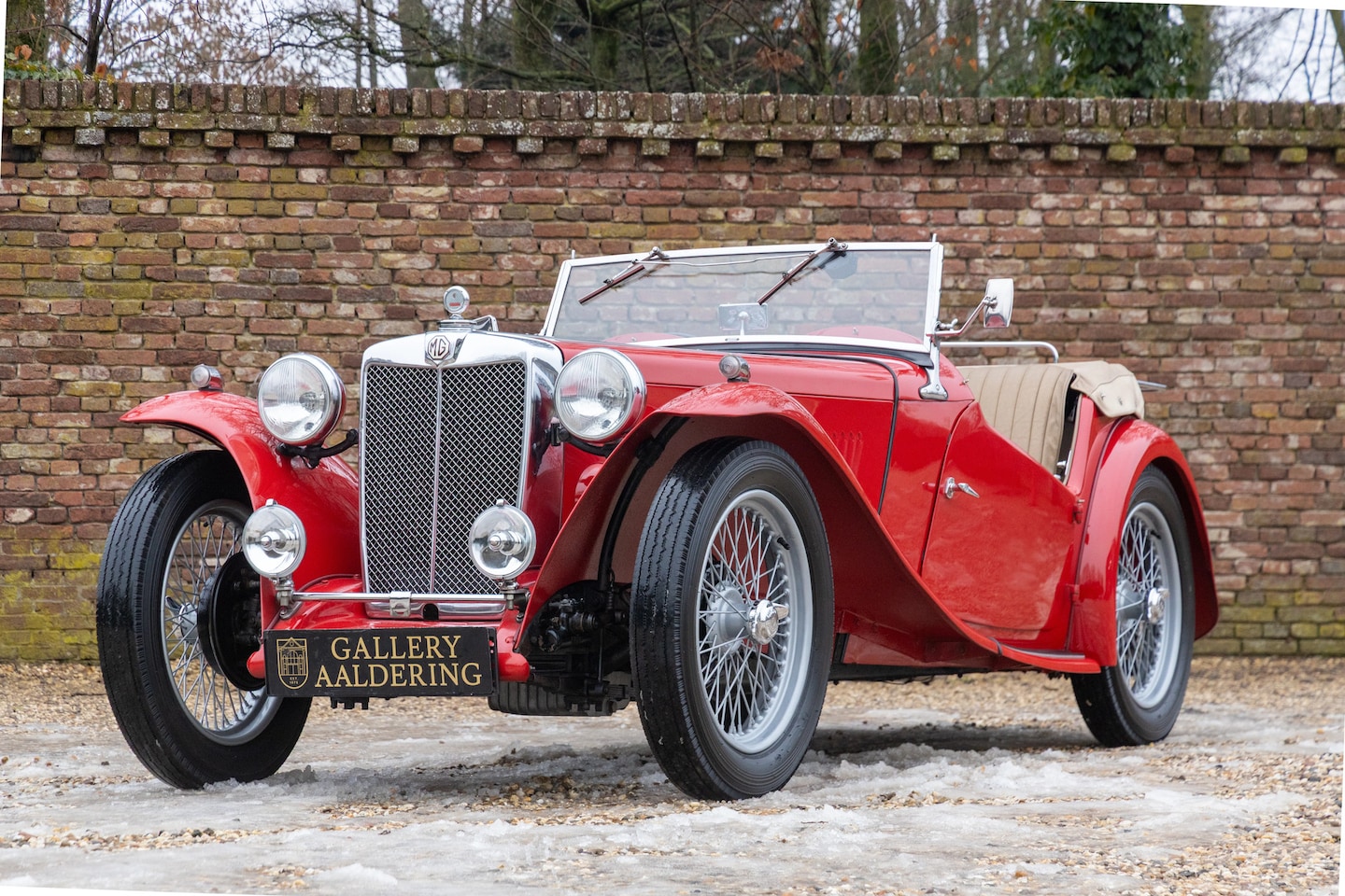 MG TC - "Body off restored in the 90s" In very neat condition – body off restored in the past, One - AutoWereld.nl