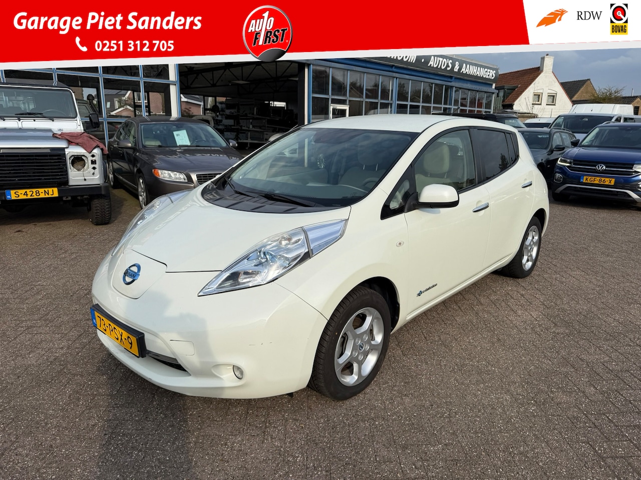 Nissan LEAF - Clima I Camera I Navi I Beide laadkabels aanwezig I Rijklaar - AutoWereld.nl
