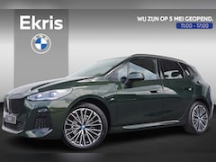 BMW 2-serie Active Tourer - 225e xDrive | M Sportpakket / Trekhaak / Driving Assistant Professional / Head-up / Rondom