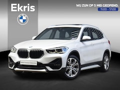 BMW X1 - sDrive20i | High Executive | Sport Line | Panodak | Head-Up | Comfort Access | Parking Pac