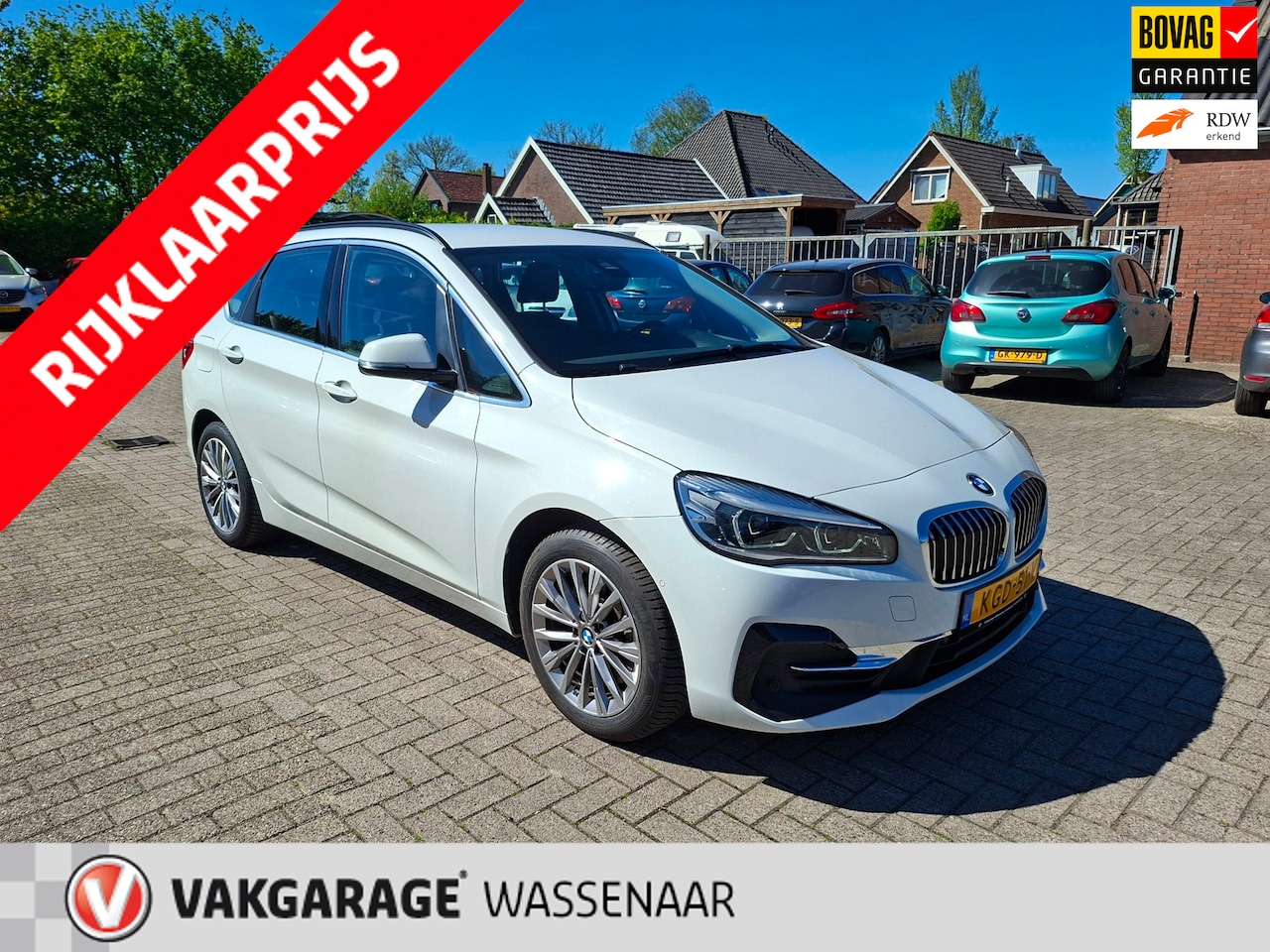 BMW 2-serie Active Tourer - 225xe iPerformance plug in hyb, leer - AutoWereld.nl