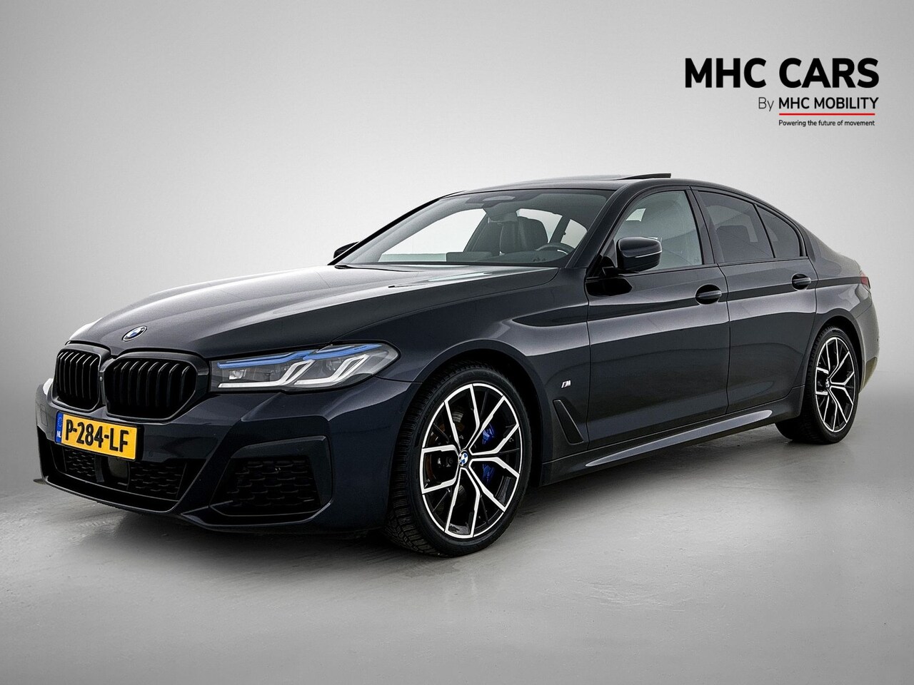 BMW 5-serie - 530d xDrive High Executive | M Sportpakket | Driving Assistant Professional | - AutoWereld.nl