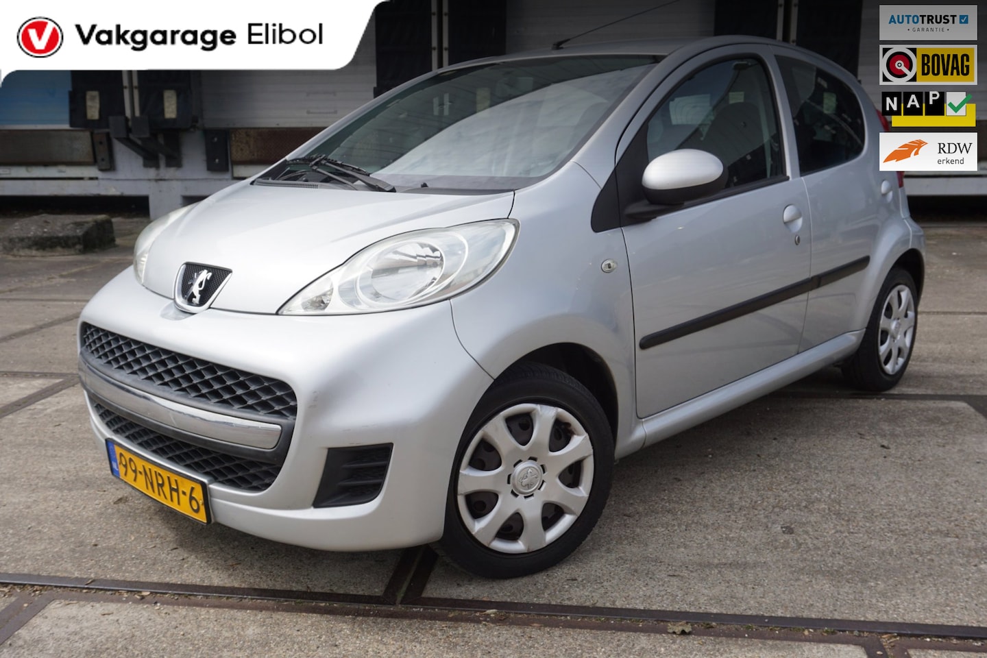 Peugeot 107 - 1.0-12V XS 1.0-12V XS - AutoWereld.nl