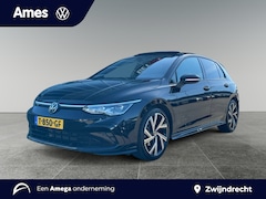 Volkswagen Golf - 1.5 150pk eTSI R-Line Business Panoramaschuif-kanteldak | Velgen 'Bergamo', 18 inch lichtm