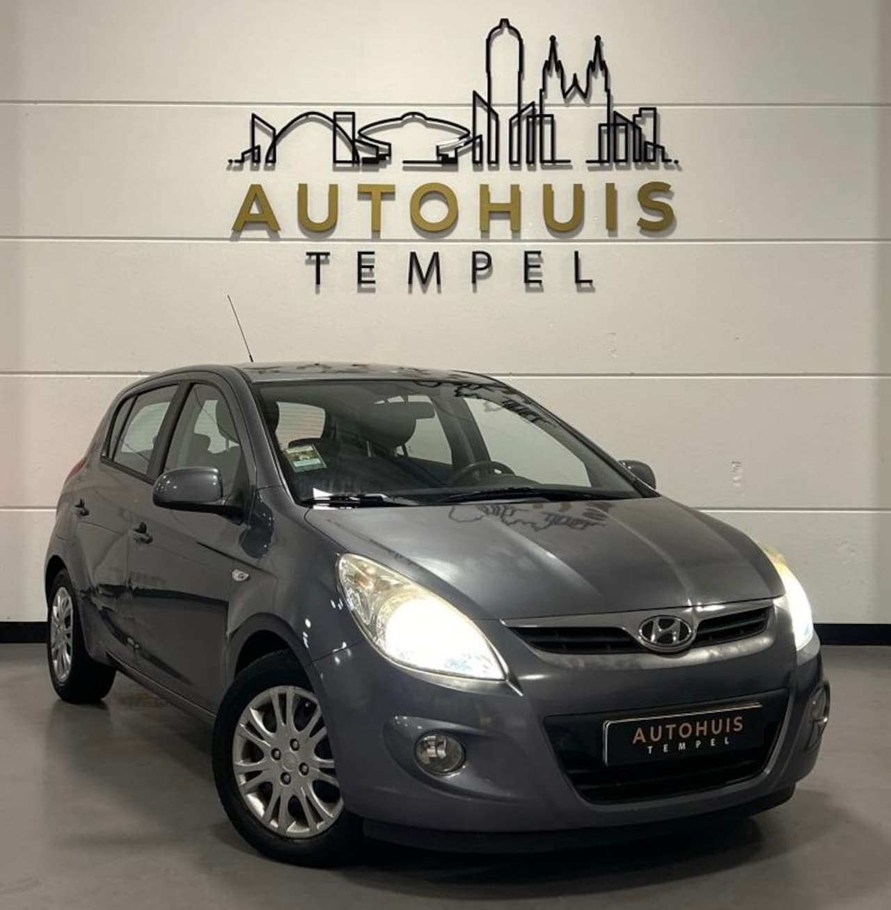 Hyundai i20 - 1.4i DynamicVersion Nap Automaat Airco 5Deurs Aux Isofix - AutoWereld.nl