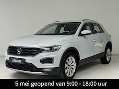 Volkswagen T-Roc - 1.0 TSI Style Business | Navigatie | PDC | Cruise Control Adaptief |
