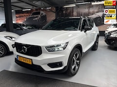 Volvo XC40 - 2.0 T4 AWD R-Design / Camera / Stoelverwarming